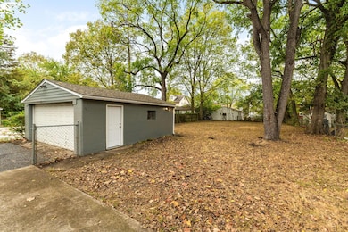 853 college (Exterior)-8