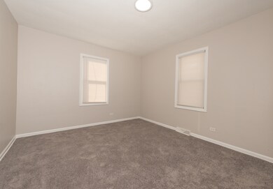 116 N Frolic Ave, Waukegan, IL 60085 - photo 7