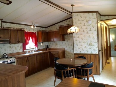 73 Pollard Rd, Lincoln, NH 03251 - photo 7