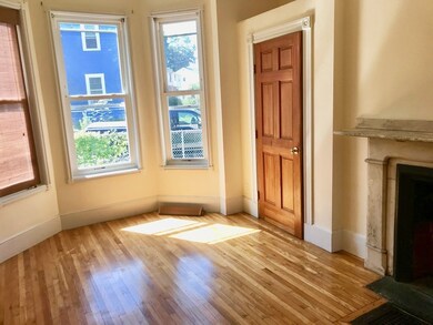 14 Higgins St, Allston, MA 02134 - photo 4