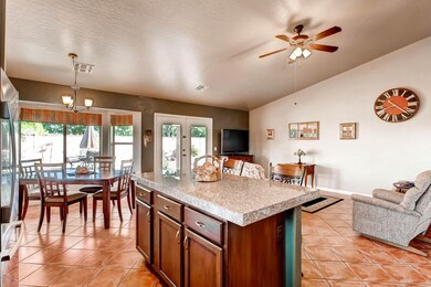 Kitchen (4)