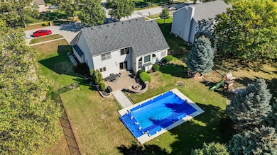 1403 Sheffield Dr, Bowling Green, OH 43402 - photo 6