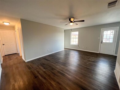 1612 N Cates St, Decatur, TX 76234 - photo 3