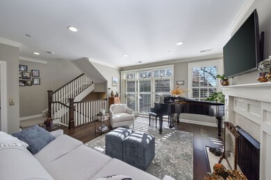 191 Reber St unit 191, Wheaton, IL 60187 - photo 6