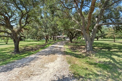 1997 County Road 145, Alvin, TX 77511 - photo 2
