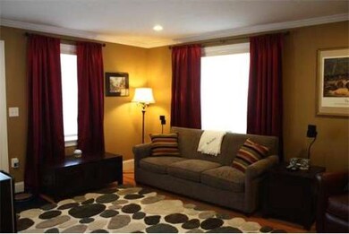 223 Robbins St unit 2, Waltham, MA 02453 - photo 2