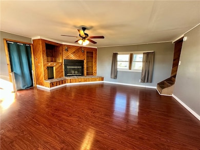 409 6th St, Hindsboro, IL 61930 - photo 4