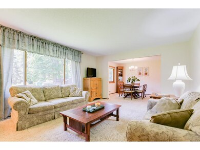Good size living room.