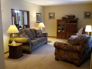 3901 W Redwood Dr, North Platte, NE 69101 - photo 3