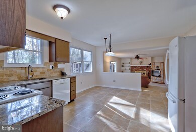 51 Tallowood Dr, Medford, NJ 08055 - photo 7