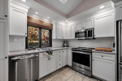 70 Trailsend Dr, Canton, CT 06019 - photo 5