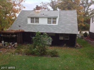 5611 Sheriff Rd, Capitol Heights, MD 20743 - photo 2