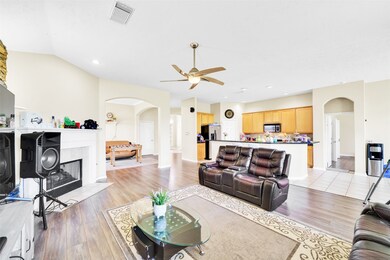 7810 Pickford Knolls Ct, Houston, TX 77041 - photo 6