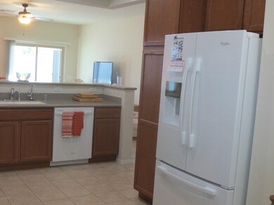 Refrigerator and kitchen counter