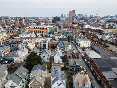 17 Carlton St, Somerville, MA 02143 - photo 5