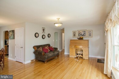 2952 Manchester Baptist Church Rd, Manchester, MD 21102 - photo 6