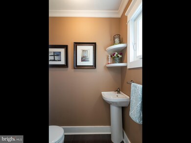 8 W Golf Club Ln, Paoli, PA 19301 - photo 6