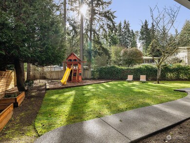 24232 Firdale Ave, Edmonds, WA 98020 - photo 3