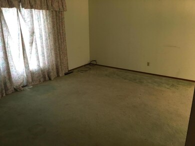 1315 Fowler Dr, Columbus, OH 43224 - photo 2