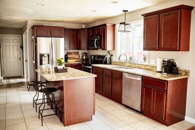 17 Michael Dr, Rutland, MA 01543 - photo 5