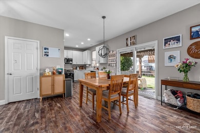 2335 Thunder Gulch Rd unit 4, Montgomery, IL 60538 - photo 5