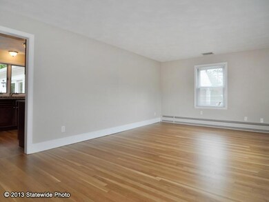 70 Firglade Dr, Cranston, RI 02920 - photo 3