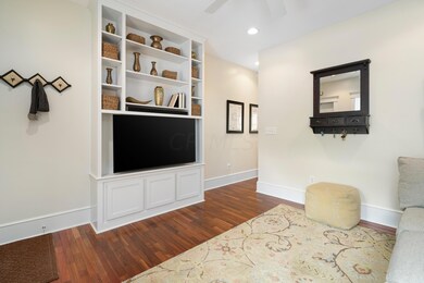 43 E Markison Ave_MLS_07