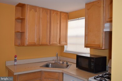 410 Main St unit 8, Laurel, MD 20707 - photo 6