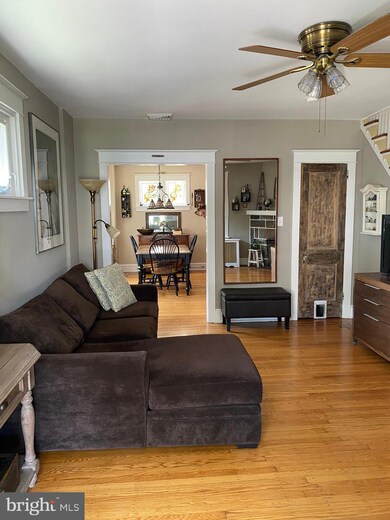 7864 Beverly Blvd, Upper Darby, PA 19082 - photo 5