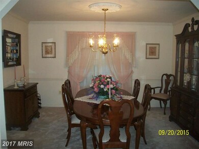 5806 Sir Galahad Rd, Glenn Dale, MD 20769 - photo 4
