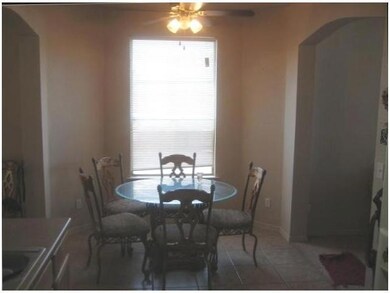 736 Desert Silver Dr, Horizon City, TX 79928 - photo 4