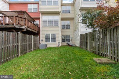 10206 Magnolia Grove Dr, Manassas, VA 20110 - photo 5