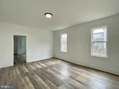 364 Wilkes St, Berkeley Springs, WV 25411 - photo 7