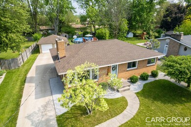 2-web-or-mls-1140-meadowlane-drive-se
