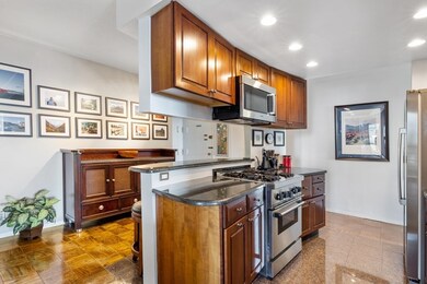 Harbor Towers unit 32G, Boston, MA 02110 - photo 3