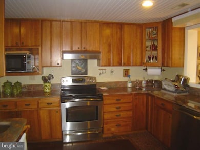 5918 Old Washington Rd, Sykesville, MD 21784 - photo 3