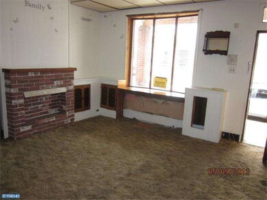 2676 Lefevre St, Philadelphia, PA 19137 - photo 5