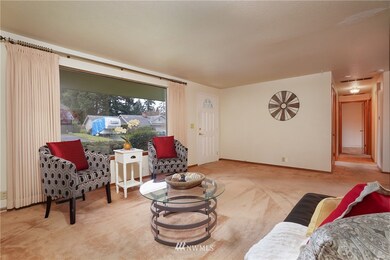 3915 Chestnut Dr W, University Place, WA 98466 - photo 3