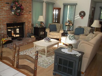 1466 Clover Rd, Long Pond, PA 18334 - photo 2