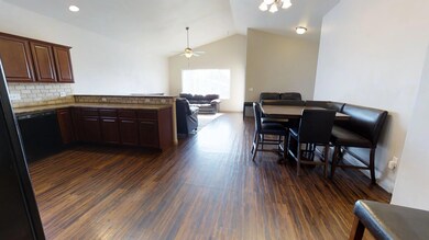 Dining Area<|><|>
