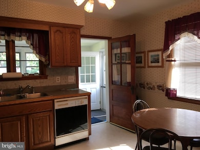 21100 Spring Cove Rd, Rock Hall, MD 21661 - photo 5