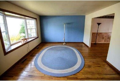 240 Woodlawn Dr, Lansdale, PA 19446 - photo 3