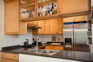 69 Railroad St, Richmond, VT 05477 - photo 7