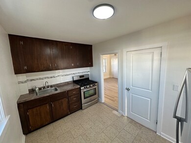 834 Eastern Ave unit 3, Fall River, MA 02723 - photo 7