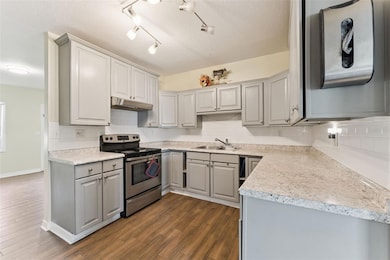 906 Lormann Cir, Longwood, FL 32750 - photo 5