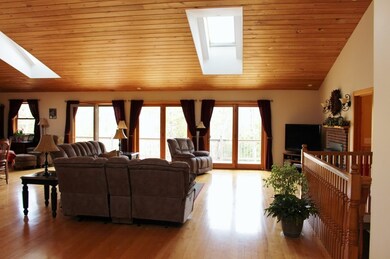 55 Scout Rd, Greenfield, MA 01301 - photo 4