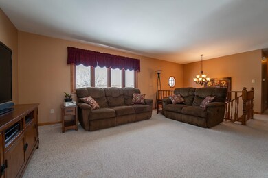 2713 Morningside Dr, Crown Point, IN 46307 - photo 3