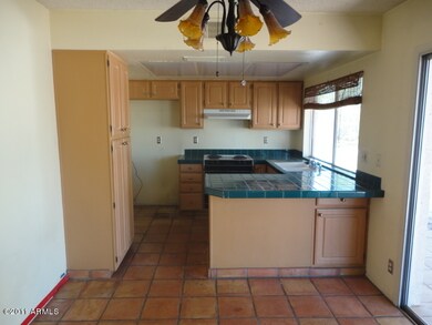 Eat-in Kitchen