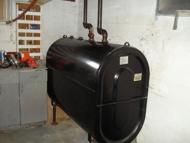 1181 Old Claremont Rd, Charlestown, NH 03603 - photo 7