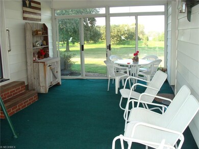 breezeway or 3 season room